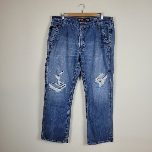 Ariat FR M4 Relaxed Boot Cut Jeans Mens 38x32 Blue Denim Work Distressed - Picture 1 of 9